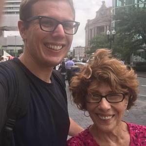 Meet your Posher, Benita